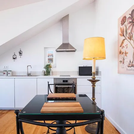 Lusitano Floor Daire Lisboa